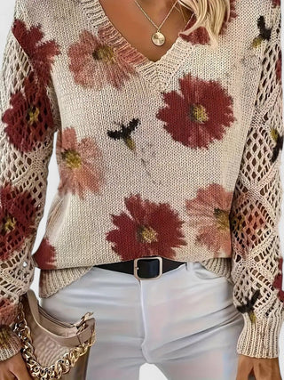 Pull en maille rouge à motif floral, encolure V, manches ajourées