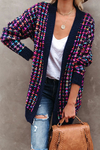 Cardigan longline en tweed bouclé multicolore violet et bleu marine, ouvert, poches, manches longues