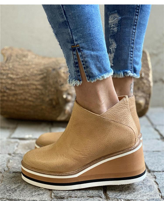 Bottines pour femme en suède avec semelle plateforme et fermeture latérale