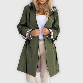 Veste imperméable vert olive, capuche à motif écossais, fermeture zippée, cordons