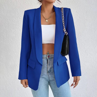 Blazer femme à coupe élégante et lignes structurées