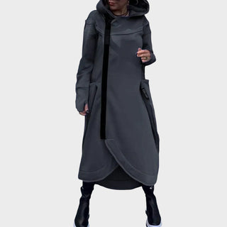 Manteau long gris foncé à capuche, fermeture centrale noire, ourlet en biais