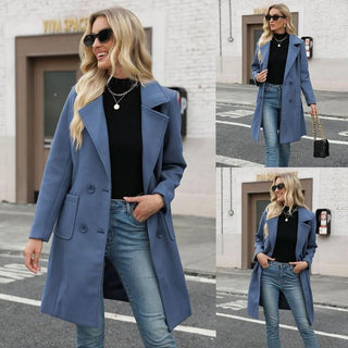 Manteau en laine bleu à double boutonnage, longues manches et col à revers