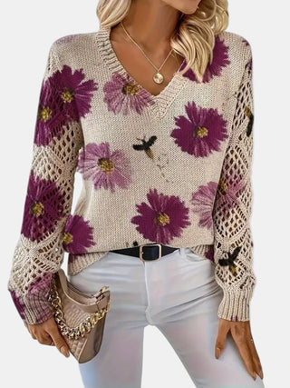 Pull femme en tricot crème, fleurs violettes, col V, manches ajourées