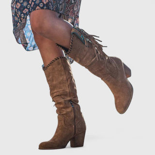 Bottes mi-mollet marron, talon bloc, franges au revers et effet froissé