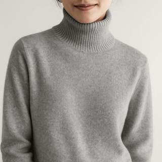 Pull en cachemire à col roulé gris, maille côtelée