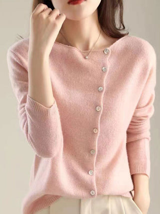 Cardigan femme rose poudré, encolure en V, boutons décoratifs sur le devant, manches longues