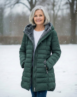 Manteau d’hiver matelassé vert foncé à capuche, détails de zips et poches