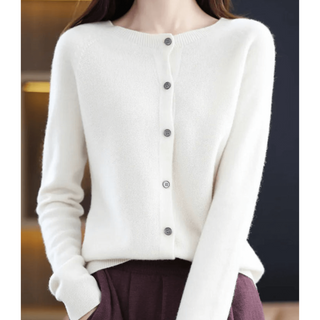 Cardigan en maille douce pour femme avec boutons