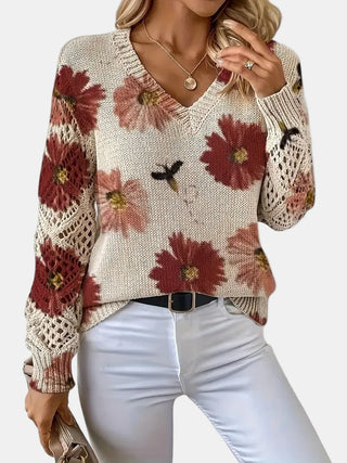 Pull en tricot à col V, fleurs rouge sur fond clair, manches ajourées