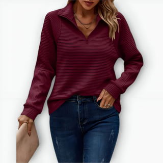 Pull demi-fermeture bordeaux à texture côtelée, col montant, manches longues