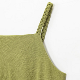 Benedikta | Robe maxi sans manches en lin avec détail découpé et bretelles spaghetti