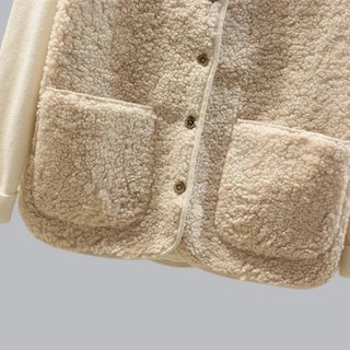 Gilet sans manches beige en fausse peau, poche poitrine et rabat boutonné