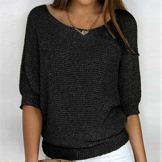 Pull à maille confortable noir, encolure ronde, manches trois-quarts, bord côte