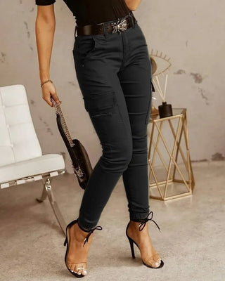 Pantalon cargo femme coupe ajustée avec poches latérales et cheville resserrée