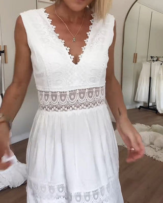 Robe d'été midi élégante avec dentelle et décolleté en V – Féminine et Aérée