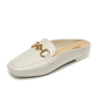 Sandales orthopédiques Alexandra™ blanches, mors à chaîne dorée, chaussure à enfiler