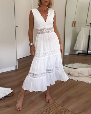 Robe d'été midi élégante avec dentelle et décolleté en V – Féminine et Aérée