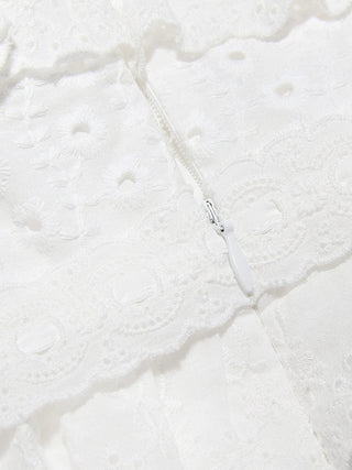 Hanna | Robe en dentelle romantique avec volants – Élégance féminine en blanc