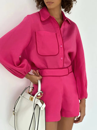 Ensemble en lin rose fuchsia : chemise boutonnée à poche, manches bouffantes, short taille haute