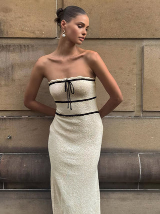 Amelie | Robe en Boucle Crème sans Épaules avec Piping Contrasté