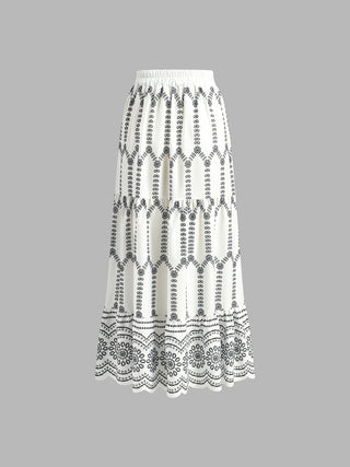 Jupe maxi en lin blanche, broderie noire, bordure dentelée à motifs