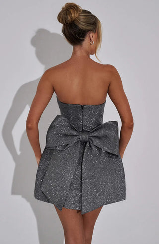 Emma | Robe Minijupe Brillante – Élégance Éblouissante pour des Nuits Inoubliables