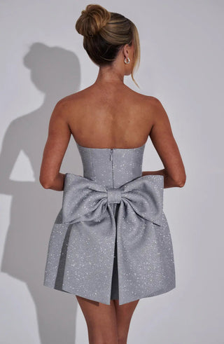 Emma | Robe Mini Pailletée – Élégance Éclatante pour des Nuits Inoubliables
