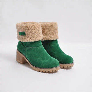 Bottes mi-mollet vertes à col en fausse fourrure beige, talon carré et semelle crantée