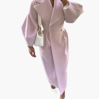 Manteau long femme à double boutonnage et coupe élégante