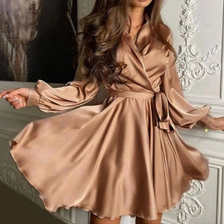 Pauline | Robe Satin - Manches Longues Volants