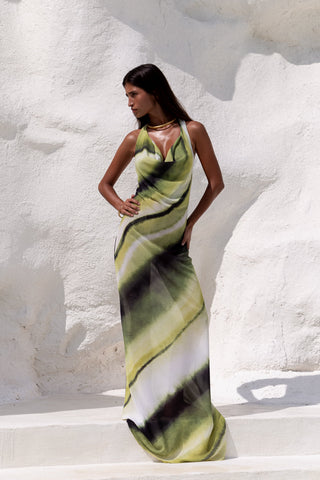 Robe longue à dos nu avec décolleté en V pour l'été