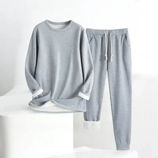Ensemble sweat et pantalon jogging gris, cordon blanc et finitions côtelées