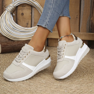 Chaussures orthopédiques pour femme beiges, empiècements blancs, semelle épaisse