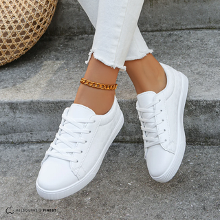 Baskets blanches à lacets, bout rond et semelle intérieure pour confort, Elisa™