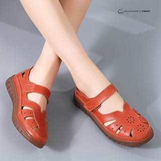 Chaussures orthopédiques Laurie™ rouges à brides réglables, dessus ajouré