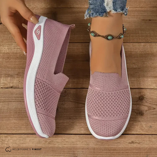 Chaussures confort orthopédiques Lia™ roses, semelle blanche, tige en maille.