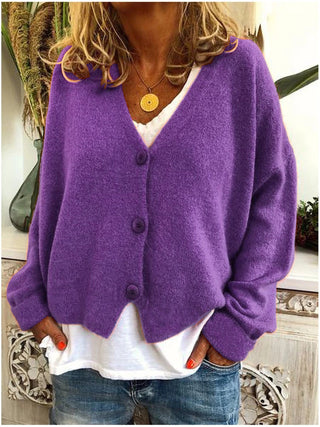 Cardigan femme violet à col V, manches longues, boutons devant.