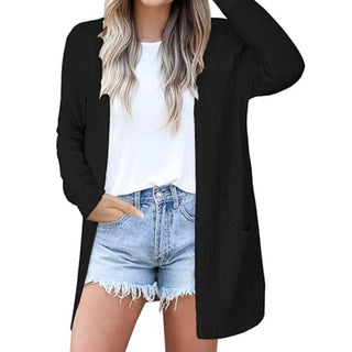 Cardigan long ouvert en tricot gaufré noir, manches longues et poches plaquées
