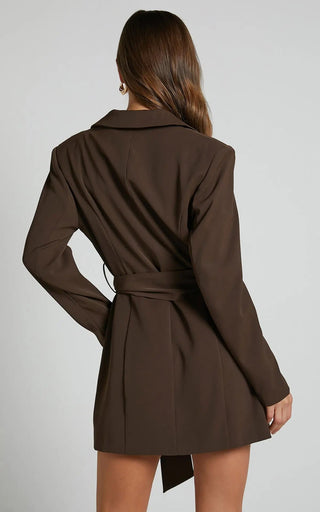 Dunja | Robe-blazer avec ceinture pour femmes