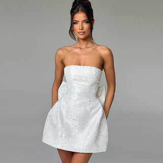 Robe de cocktail mini couleur champagne – Robe de soirée décolletée avec détail nœud