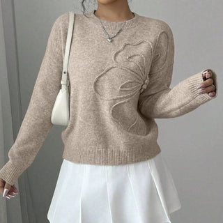 Pull Flora Line beige clair à col rond côtelé, motif floral brodé en relief