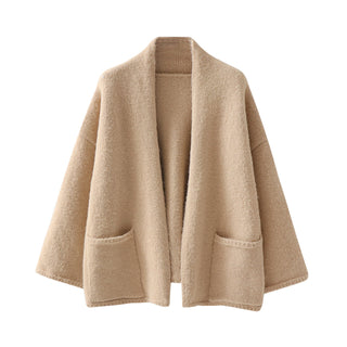 Cardigan oversize beige en laine, col châle tricot épais et poches plaquées