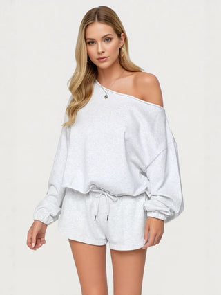Ensemble femme gris clair : haut off-épaule ample et short assorti à cordon