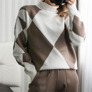 Pull col cheminée à manches longues en maille légère à losanges kaki et blanc