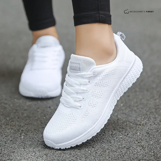Chaussures décontractées orthopédiques Ora™ blanches à lacets, tige textile ajourée.
