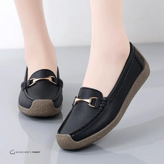 Mocassins orthopédiques femme noirs, semelle épaisse texturée et bride à boucle