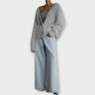 Cardigan à encolure V, manches longues, boutons devant, tissu duveteux gris