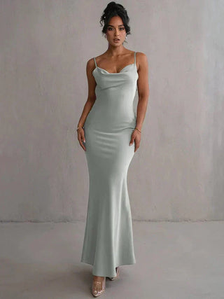Xenia | Élégant robe maxi en satin texturé avec applications florales
