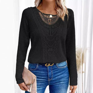 Pull femme au crochet texturé noir, manches longues, encolure ajourée